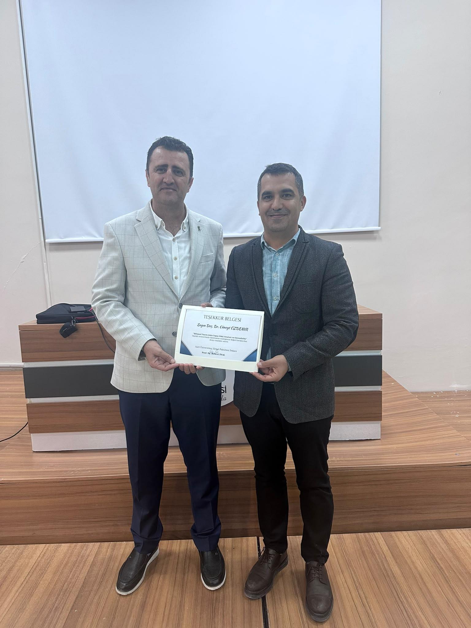 Bilimsel Yayıncılıkta Yapay Zeka Araçları ve Güvenilirlik Semineri Gerçekleştirildi.
